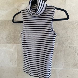 Sinsay S sleeveless turtleneck